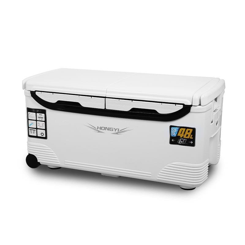THE FACTORY, THE DAVA SEA CREW 48L, THE FISHING REFRIGERATOR WITH A THICK COLD-TRUCKED LIVE BAIT BOX AND A CONSERVATORY CAR